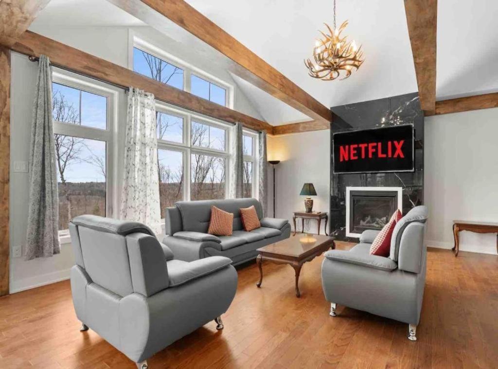 Muskoka Retreat Stunning Hilltop Views Huntsville Zewnętrze zdjęcie